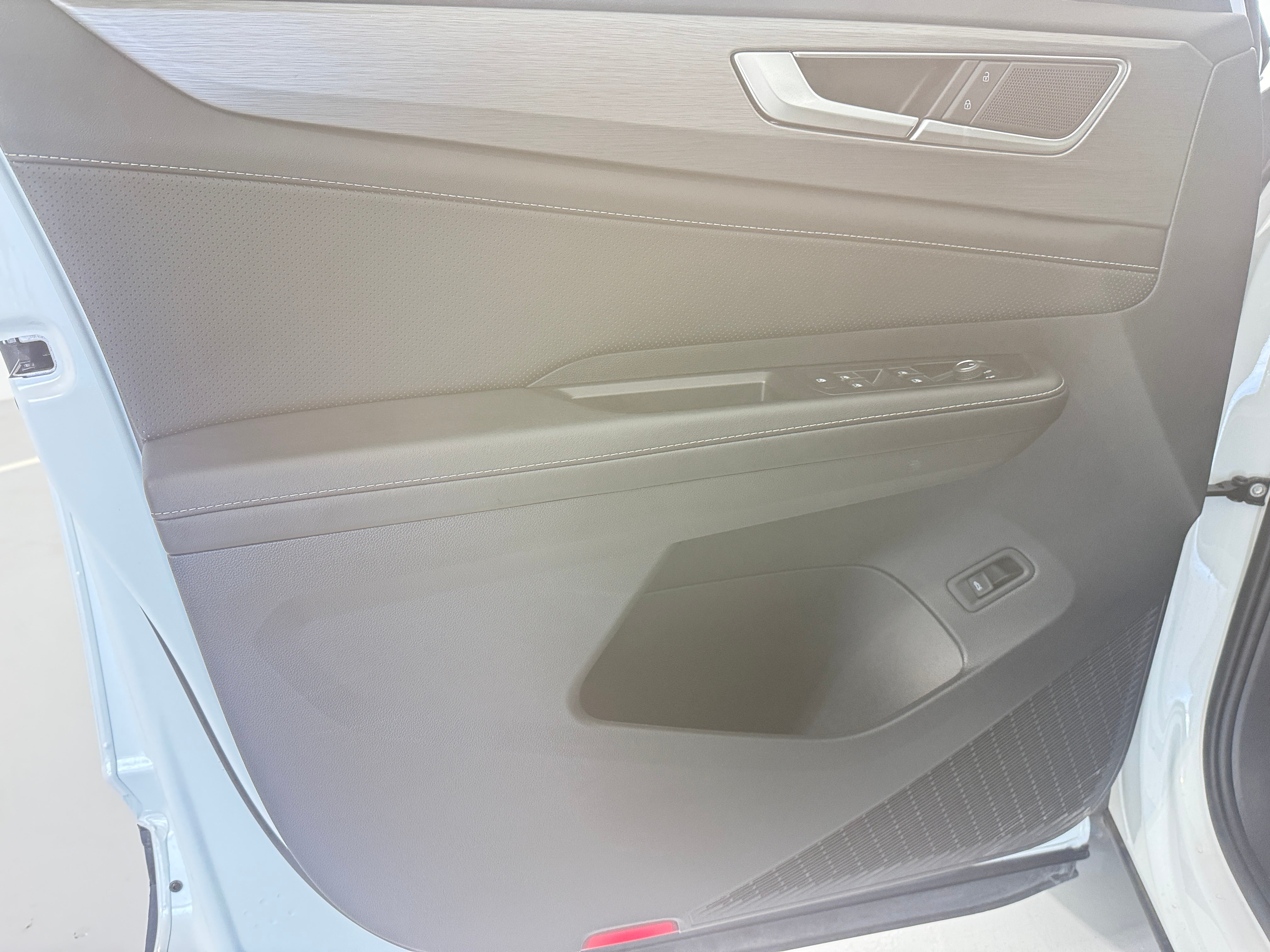 volkswagen atlas cross sport 2026 1V2JC2CA7TC210236 image volkswagen atlas cross sport 2026 1V2JC2CA7TC210236 image